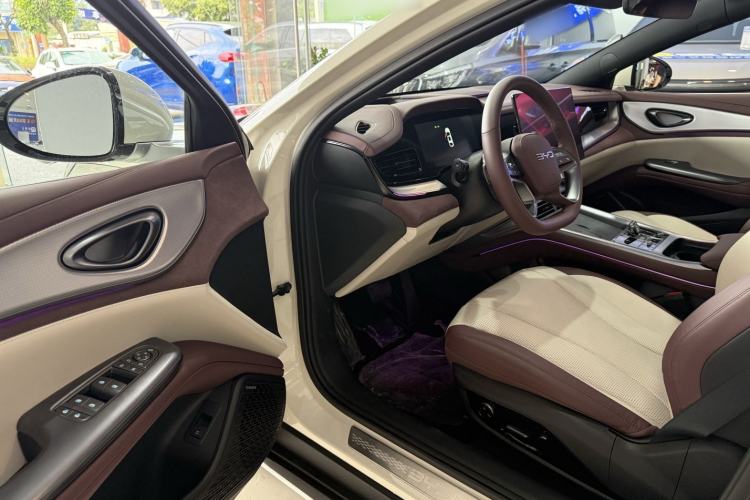Used BYD Seal 07 DM-i 2025 Intelligent Driving Version DM-i 1.5L 125 km Prestige Edition Interior 5