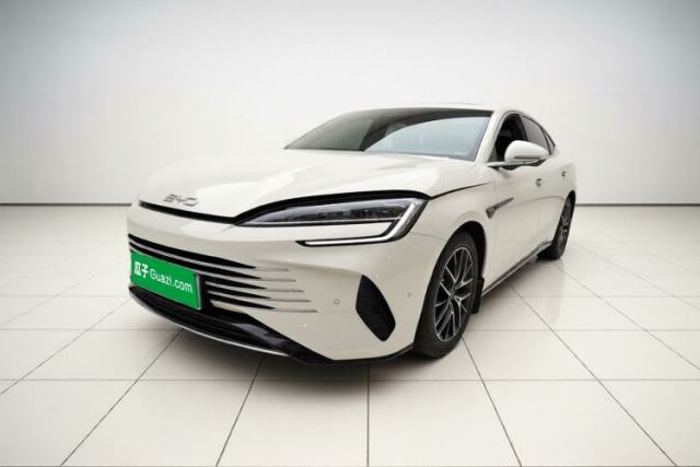 Ojetý BYD Seal 07 DM-i 2025 Intelligent Driving Version DM-i 1.5L 125 km Luxury Edition