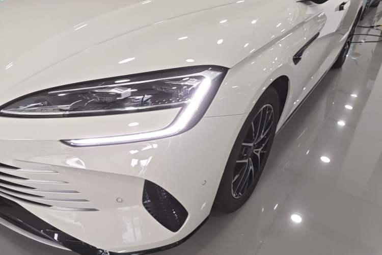 Used BYD Seal 07 DM-i 2025 Intelligent Driving Version DM-i 1.5L 125 km Prestige Edition Left Front Headlight