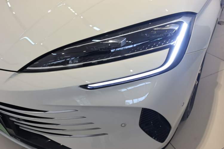 Used BYD Seal 07 DM-i 2025 Intelligent Driving Version DM-i 1.5L 125 km Prestige Edition Left Front Headlight