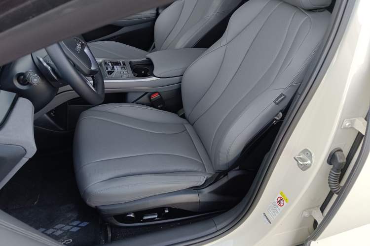 Used BYD Seal 07 DM-i 2025 Intelligent Driving Version DM-i 1.5L 125 km Prestige Edition Left Front Seat