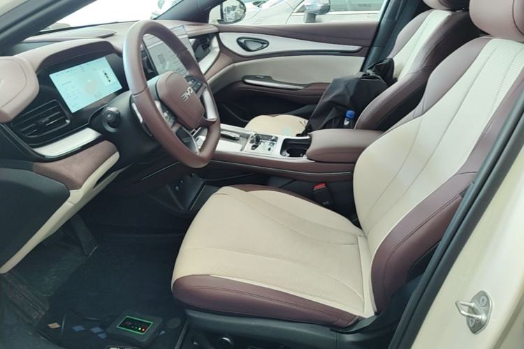 Used BYD Seal 07 DM-i 2025 Intelligent Driving Version DM-i 1.5L 125 km Prestige Edition Left Front Seat