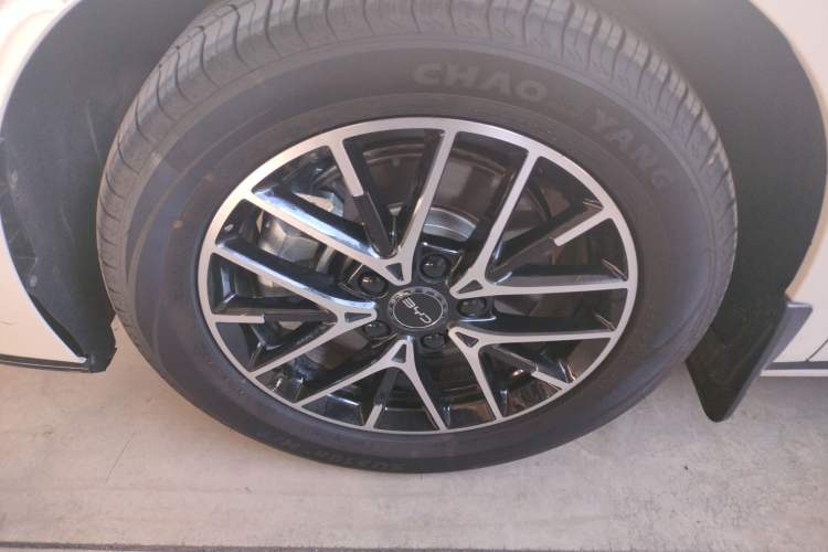 Used BYD Seal 07 DM-i 2025 DM-i 1.5L 70km Elite Model Left Front Wheel Hub