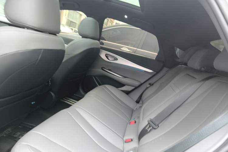 Used BYD Seal 07 DM-i 2025 DM-i 1.5L 125km Luxury Model Left Rear Seat