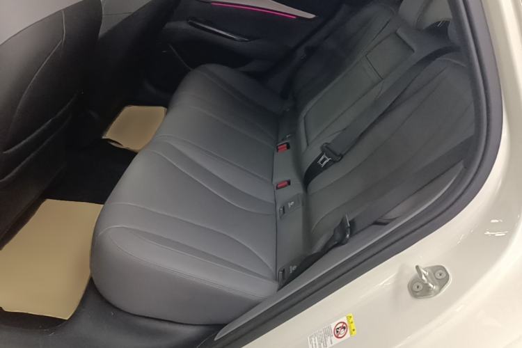 Used BYD Seal 07 DM-i 2025 Intelligent Driving Version DM-i 1.5L 125 km Prestige Edition Left Rear Seat