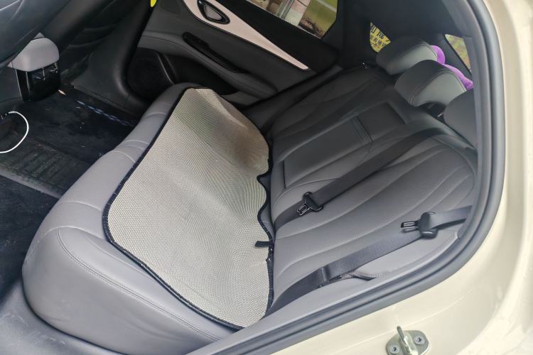 Used BYD Seal 07 DM-i 2025 Intelligent Driving Version DM-i 1.5L 125 km Luxury Edition Left Rear Seat