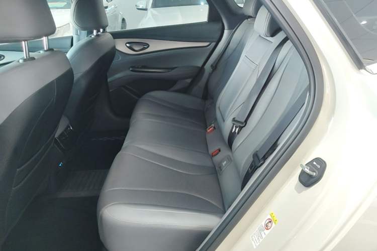 Used BYD Seal 07 DM-i 2025 DM-i 1.5L 125km Elite Model Left Rear Seat