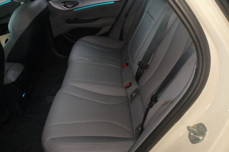 Used BYD Seal 07 DM-i 2025 Intelligent Driving Version DM-i 1.5L 125 km Prestige Edition Left Rear Seat