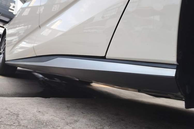 Used BYD Seal 07 DM-i 2025 DM-i 1.5L 125km Elite Model Left Side Sill