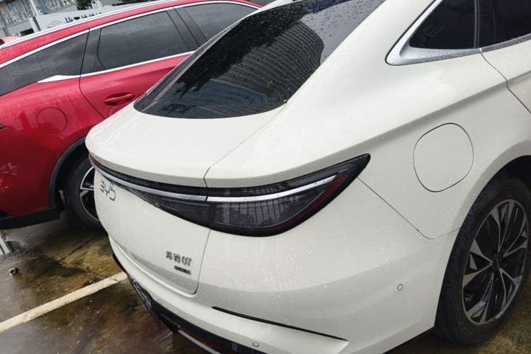 Used BYD Seal 07 DM-i 2025 Intelligent Driving Version DM-i 1.5T 125 km Range Flagship Edition Rear