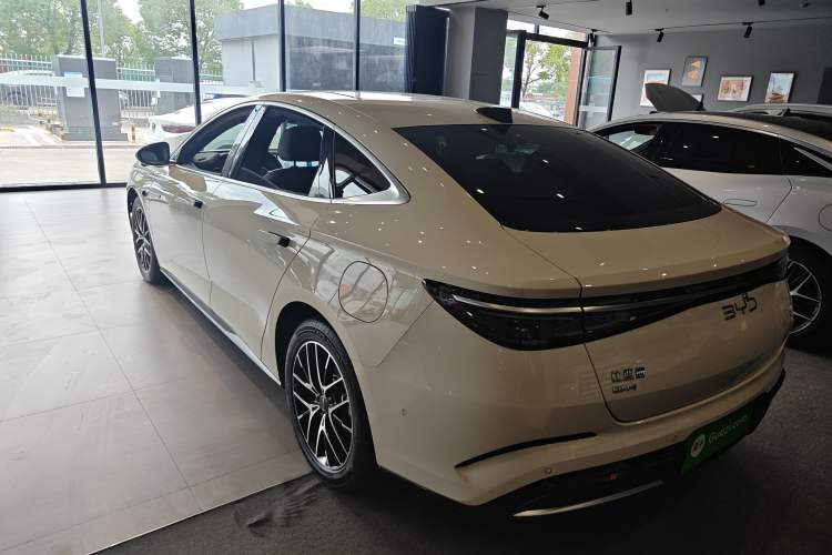 Used BYD Seal 07 DM-i 2025 Intelligent Driving Version DM-i 1.5L 125 km Prestige Edition Rear Left 45 Deg