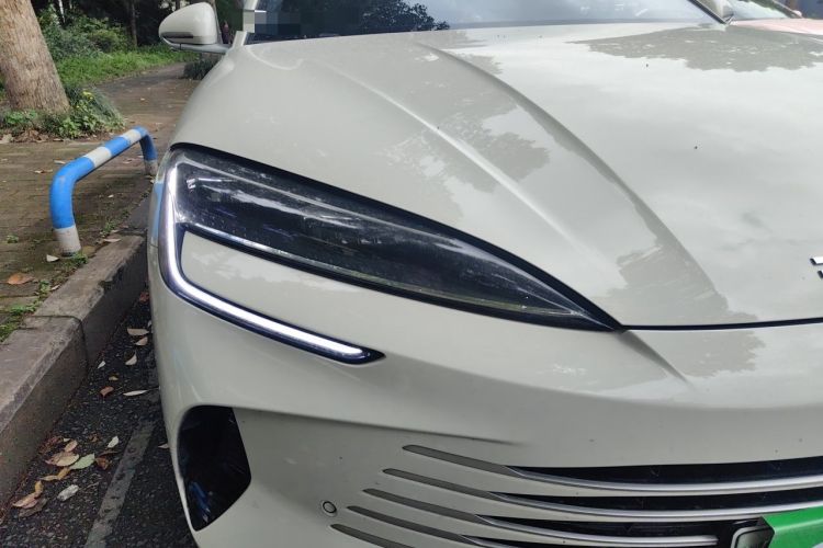Used BYD Seal 07 DM-i 2025 DM-i 1.5L 125km Luxury Model Right Front Headlight