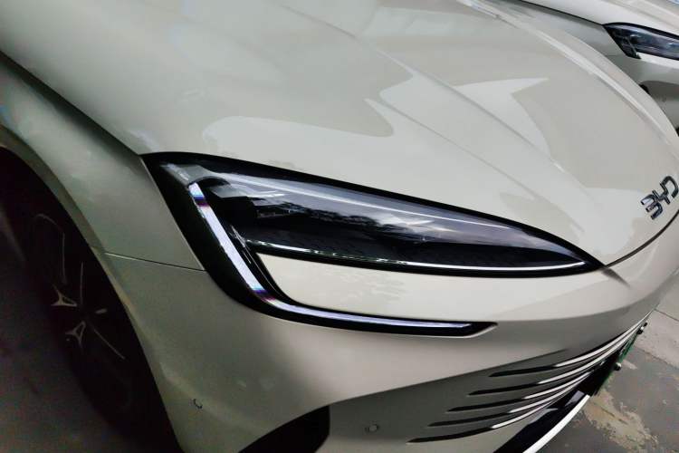 Used BYD Seal 07 DM-i 2025 Intelligent Driving Version DM-i 1.5L 125 km Prestige Edition Right Front Headlight