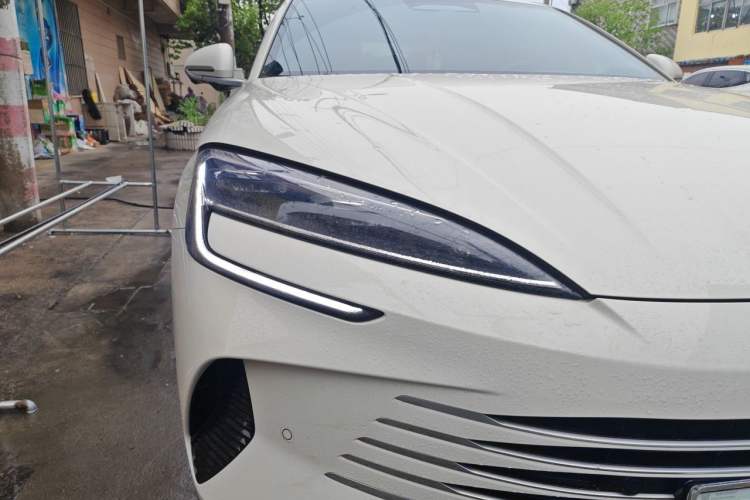 Used BYD Seal 07 DM-i 2025 Intelligent Driving Version DM-i 1.5L 125 km Luxury Edition Right Front Headlight