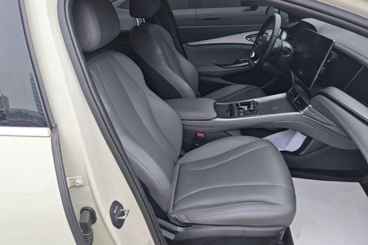 Used BYD Seal 07 DM-i 2025 DM-i 1.5L 125km Elite Model Right Front Seat