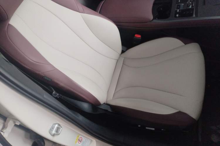 Used BYD Seal 07 DM-i 2025 DM-i 1.5L 125km Luxury Model Right Front Seat