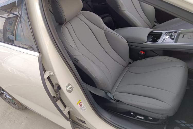 Used BYD Seal 07 DM-i 2025 Intelligent Driving Version DM-i 1.5L 125 km Prestige Edition Right Front Seat