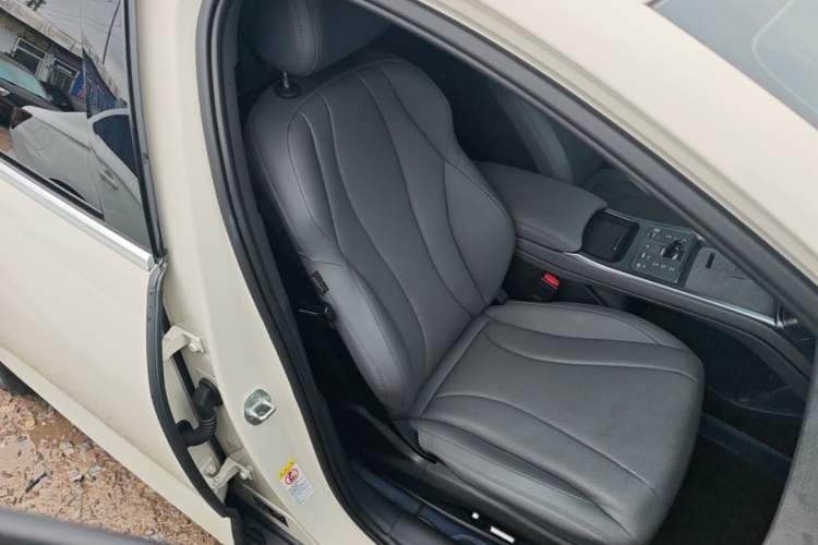Used BYD Seal 07 DM-i 2025 Intelligent Driving Version DM-i 1.5L 125 km Luxury Edition Right Front Seat