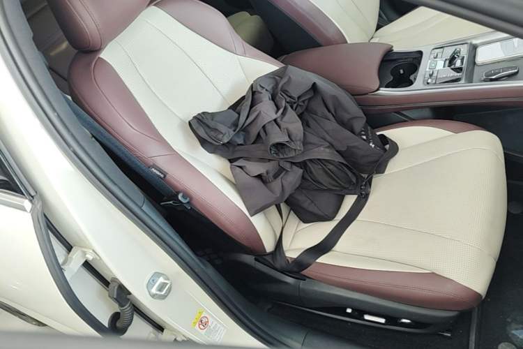 Used BYD Seal 07 DM-i 2025 Intelligent Driving Version DM-i 1.5L 125 km Prestige Edition Right Front Seat