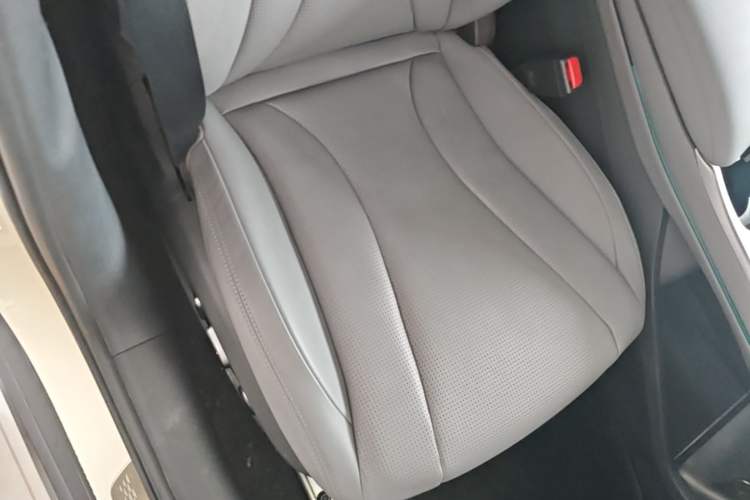 Used BYD Seal 07 DM-i 2025 DM-i 1.5L 125km Prestige Model Right Front Seat