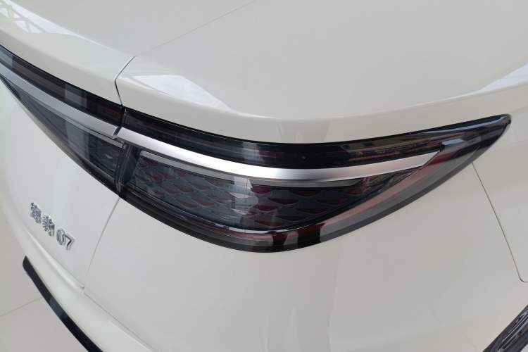 Used BYD Seal 07 DM-i 2025 DM-i 1.5L 70km Elite Model Right Rear Taillight