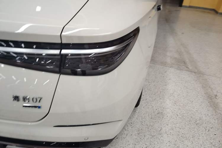 Used BYD Seal 07 DM-i 2025 Intelligent Driving Version DM-i 1.5L 125 km Prestige Edition Right Rear Taillight