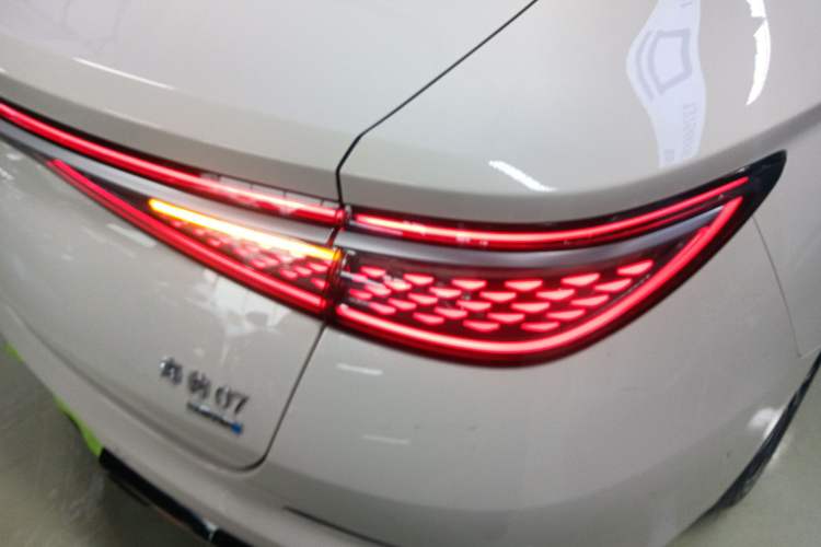 Used BYD Seal 07 DM-i 2025 Intelligent Driving Version DM-i 1.5L 125 km Prestige Edition Right Rear Taillight