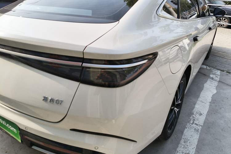 Used BYD Seal 07 DM-i 2025 DM-i 1.5L 125km Elite Model Right Rear Taillight