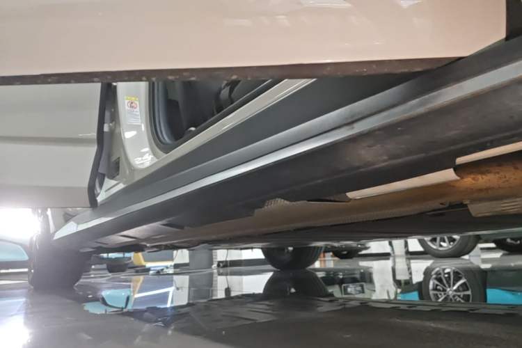 Used BYD Seal 07 DM-i 2025 Intelligent Driving Version DM-i 1.5L 125 km Prestige Edition Right Side Sill