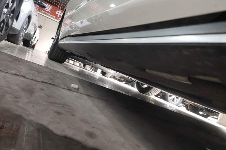 Used BYD Seal 07 DM-i 2025 DM-i 1.5L 125km Elite Model Right Side Sill