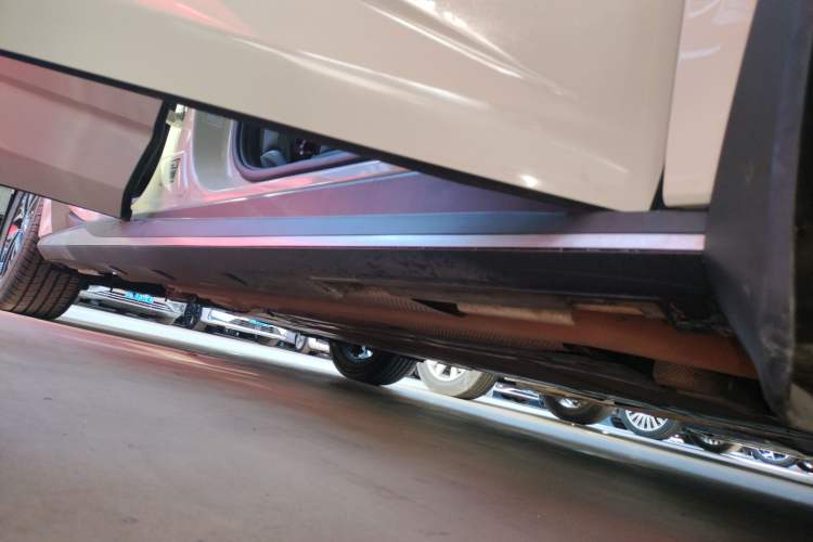 Used BYD Seal 07 DM-i 2025 DM-i 1.5L 70km Elite Model Right Side Sill