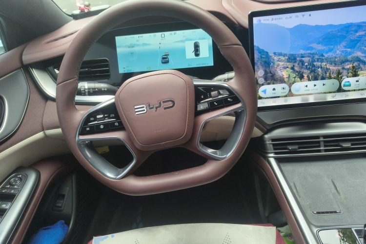 Used BYD Seal 07 DM-i 2025 DM-i 1.5L 125km Luxury Model Steering Wheel