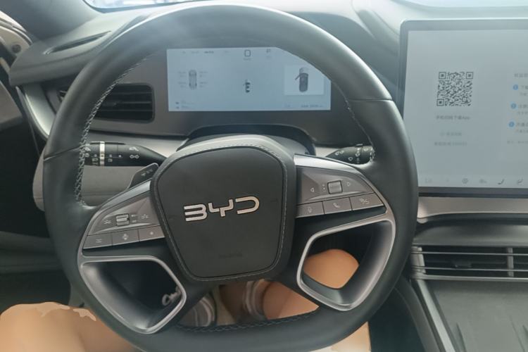 Used BYD Seal 07 DM-i 2025 Intelligent Driving Version DM-i 1.5L 125 km Luxury Edition Steering Wheel