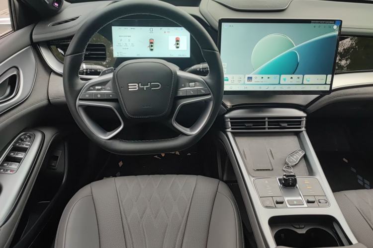 Used BYD Seal 07 DM-i 2025 Intelligent Driving Version DM-i 1.5T 125 km Range Flagship Edition Steering Wheel