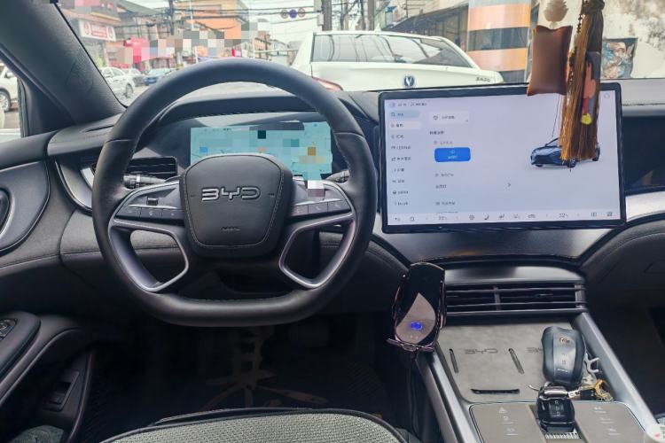 Used BYD Seal 07 DM-i 2025 Intelligent Driving Version DM-i 1.5L 125 km Luxury Edition Steering Wheel