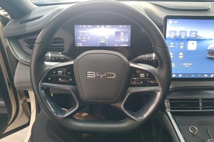 Used BYD Seal 07 DM-i 2025 DM-i 1.5L 125km Elite Model Steering Wheel