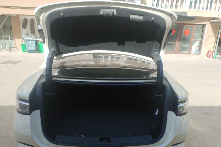 Used BYD Seal 07 DM-i 2025 DM-i 1.5L 125km Luxury Model Trunk