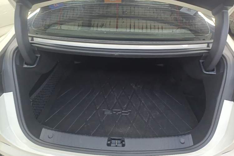Used BYD Seal 07 DM-i 2025 DM-i 1.5L 70km Elite Model Trunk