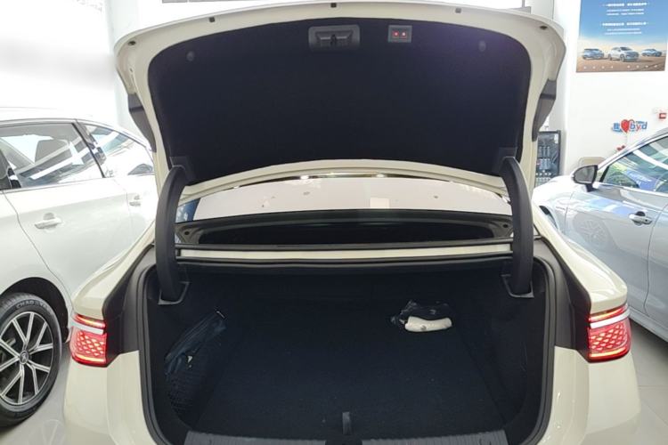 Used BYD Seal 07 DM-i 2025 Intelligent Driving Version DM-i 1.5L 125 km Prestige Edition Trunk