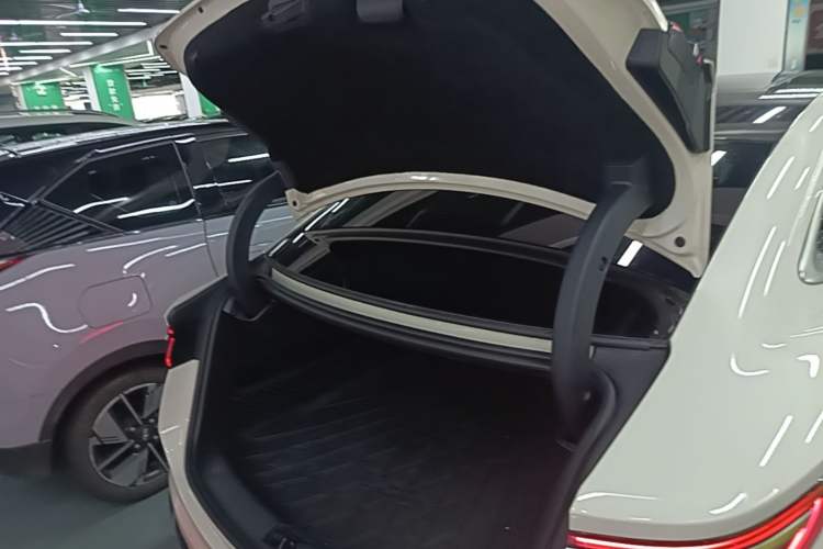 Used BYD Seal 07 DM-i 2025 DM-i 1.5L 125km Luxury Model Trunk