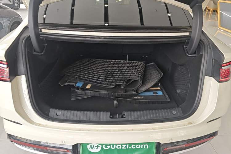 Used BYD Seal 07 DM-i 2025 DM-i 1.5L 125km Prestige Model Trunk
