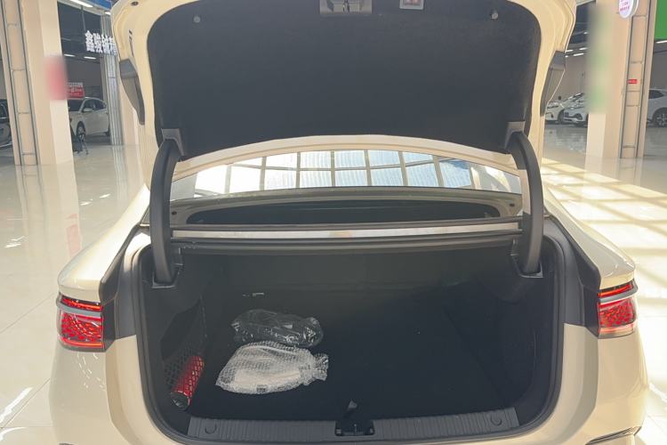 Used BYD Seal 07 DM-i 2025 Intelligent Driving Version DM-i 1.5L 125 km Prestige Edition Trunk