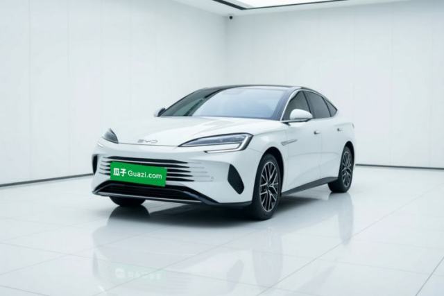BYD Seal 07 DM-i 2025 DM-i 1.5L 125km Elite Model usado