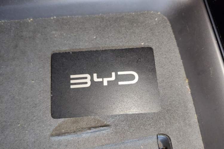 Used BYD Seal 07 DM-i 2025 DM-i 1.5L 125km Luxury Model Vehicle Key