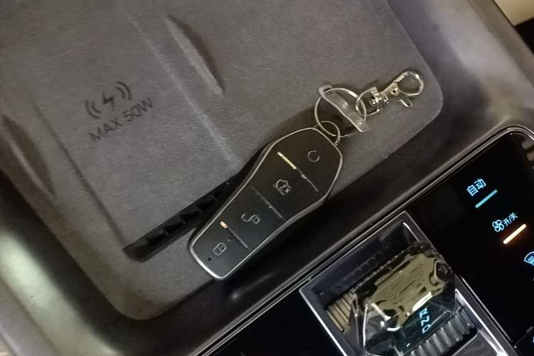 Used BYD Seal 07 DM-i 2025 Intelligent Driving Version DM-i 1.5L 125 km Prestige Edition Vehicle Key