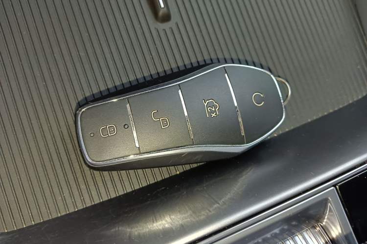 Used BYD Seal 07 DM-i 2025 DM-i 1.5L 125km Elite Model Vehicle Key