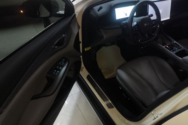 Used BYD Seal 07 DM-i 2025 DM-i 1.5L 125km Luxury Model Driver Seat