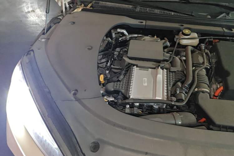 Used BYD Seal 07 DM-i 2025 Intelligent Driving Version DM-i 1.5T 125 km Range Flagship Edition Engine Bay Right