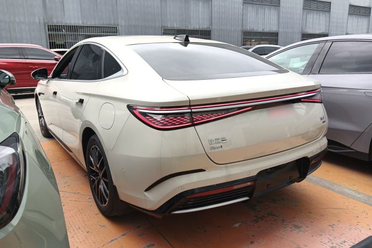 Used BYD Seal 07 DM-i 2025 Intelligent Driving Version DM-i 1.5L 125 km Prestige Edition Exterior 2