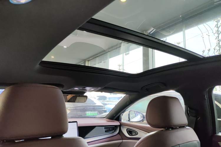 Used BYD Seal 07 DM-i 2025 Intelligent Driving Version DM-i 1.5L 125 km Prestige Edition Headliner